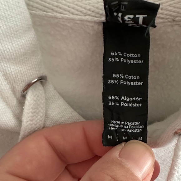 Cozy White Hoodie for Women - Picture 3 of 3